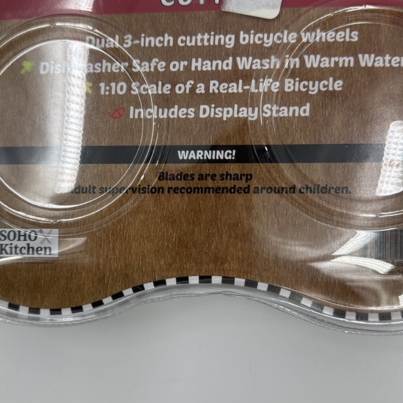 SOHO KITCHEN Tour de Pizza Cutter White Bike NEW - Picture 7 of 12